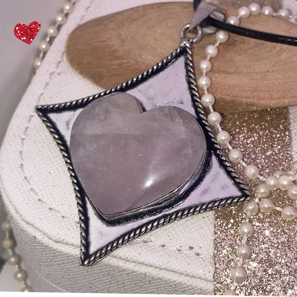 Rose Quartz Gemstone Handmade Heart Halo Pendant - Picture 5 of 5